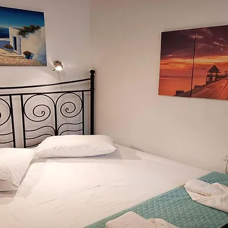 Kate's Ground Floor Apartamento *